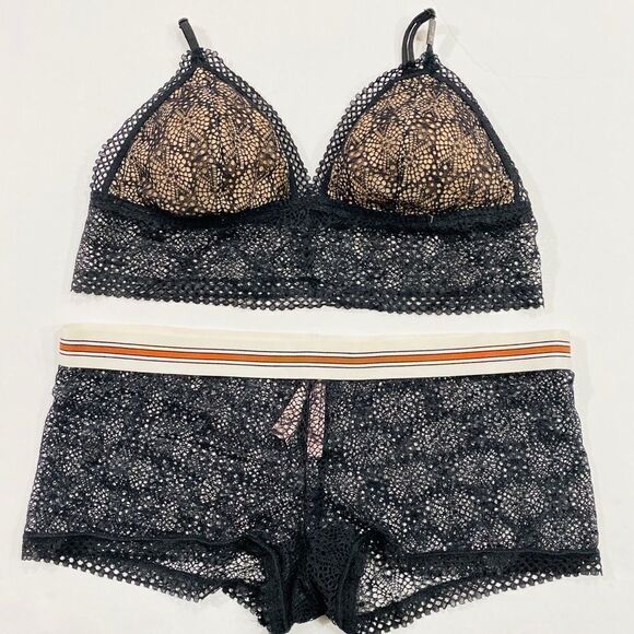 Victoria’s Secret Sheer Mesh Lace padded bralette & shortie mini short set S - Picture 1 of 5